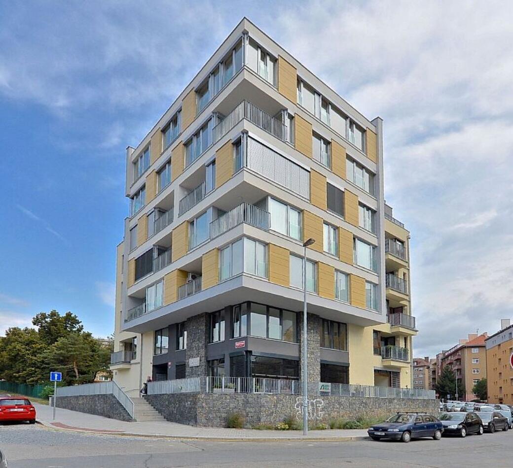 Rezidence U Roháčových  kasáren 1