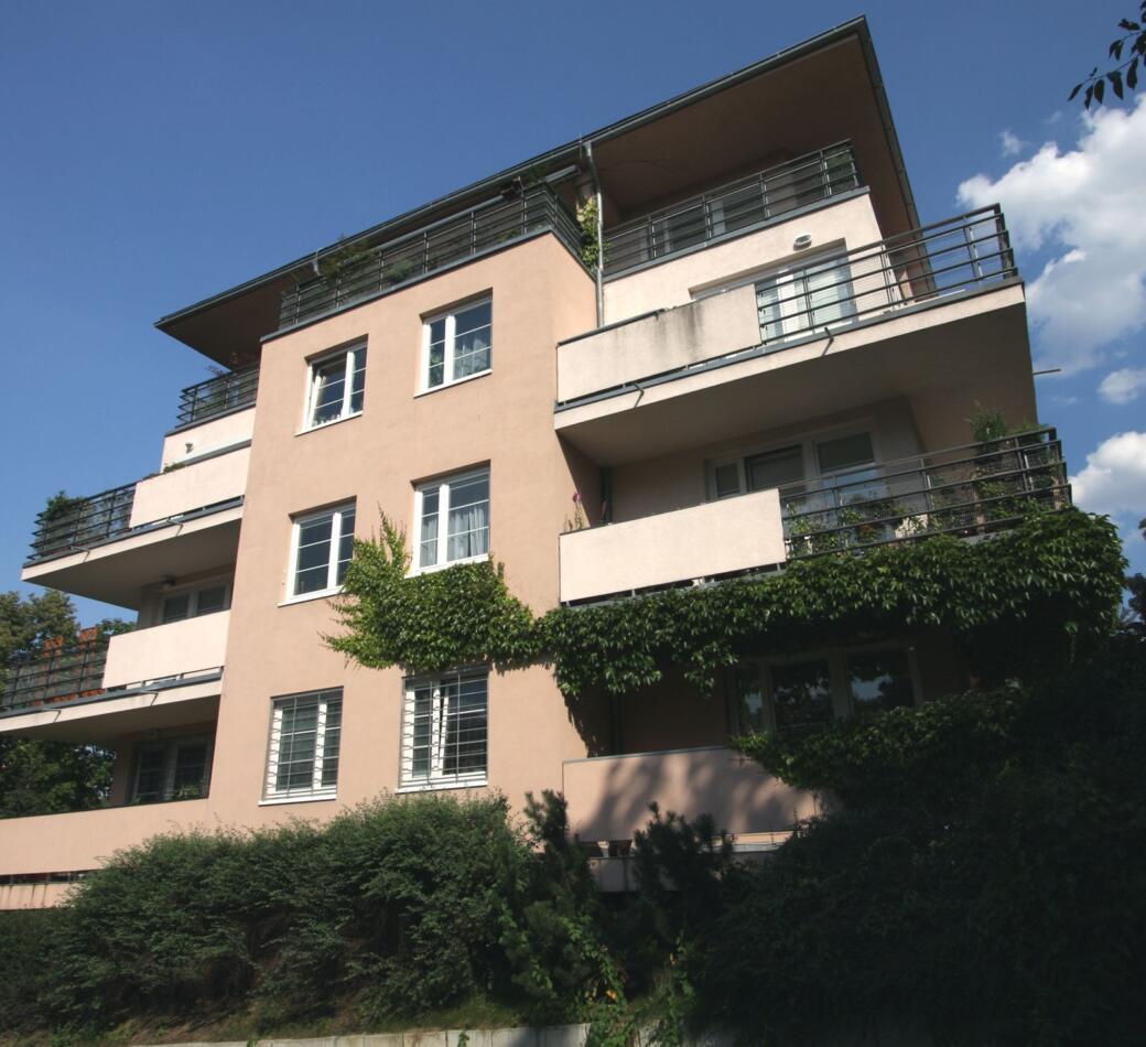 Obytný dům u Kunratického lesa 2